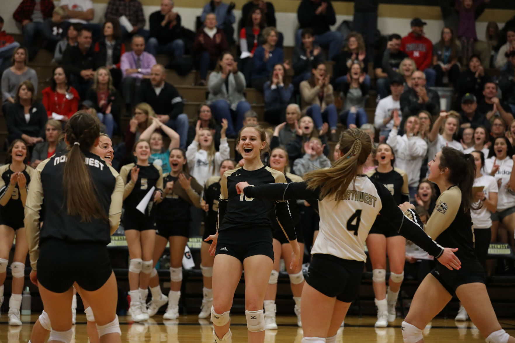Outtakes_103119_northwestauroravball_zlm011A.JPG